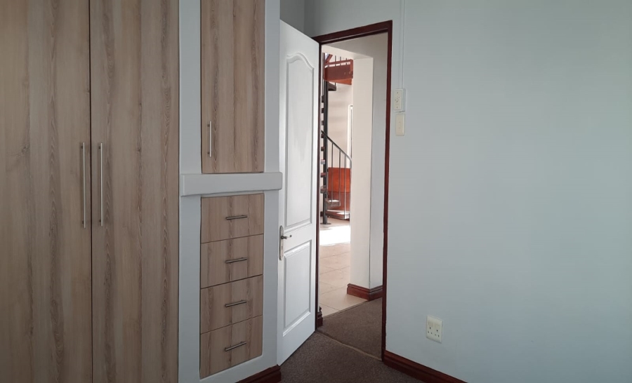 4 Bedroom Property for Sale in Marina Martinique Eastern Cape